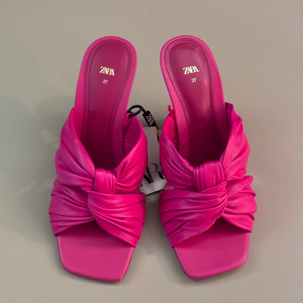 💗Zara Pink Heeled Shoes 💗